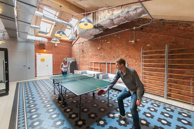 Необычный офис: большая коммуналка