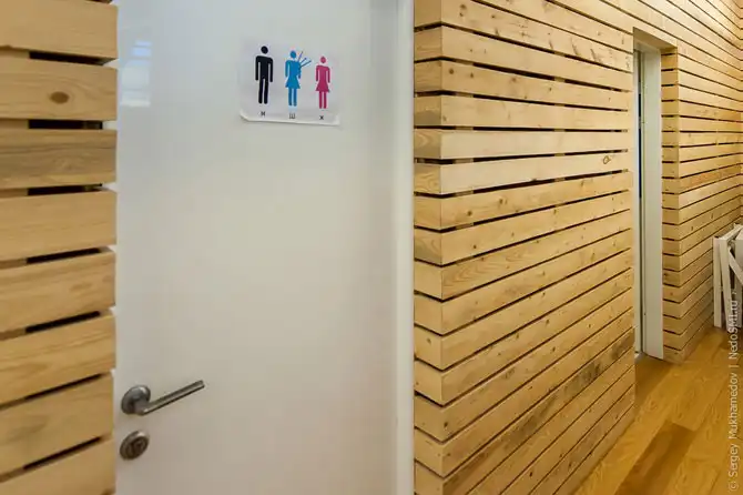 Необычный офис: большая коммуналка