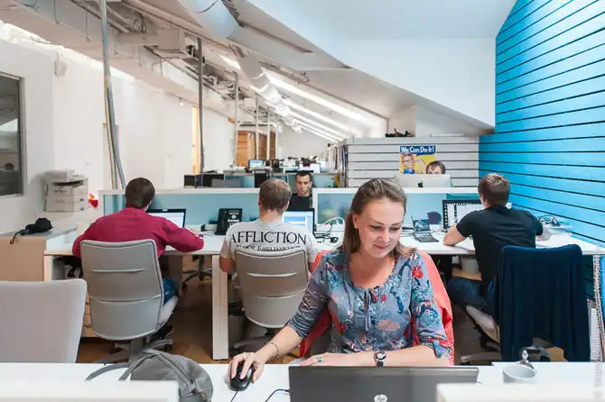 Необычный офис: большая коммуналка