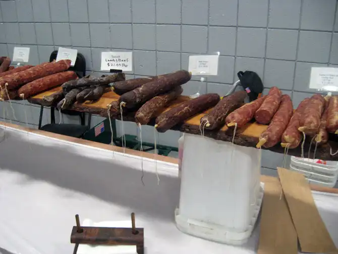 Выставка-продажа оружия в США