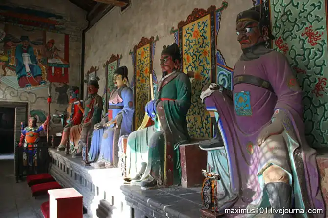 Экскурсия по музею пыток в Китае