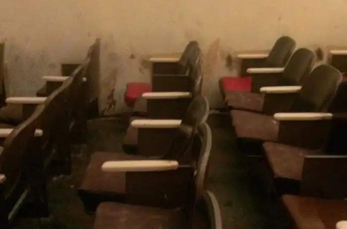 Заброшенный кинотеатр для взрослых