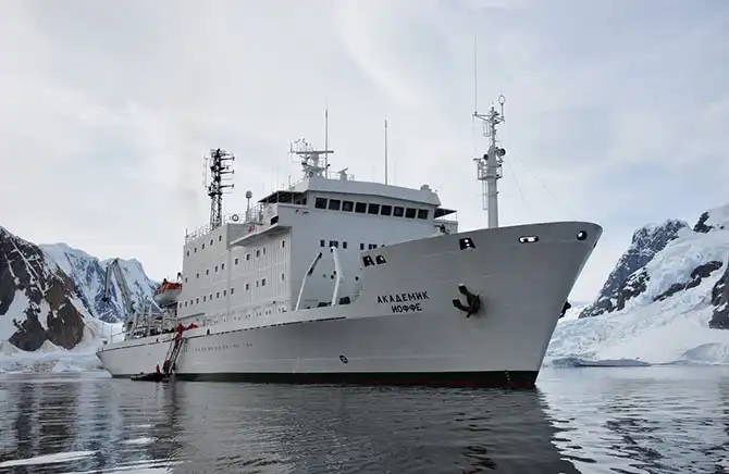 Путешествие в Антарктиду