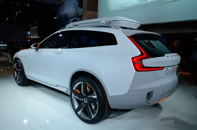 Детройтский автосалон 2014