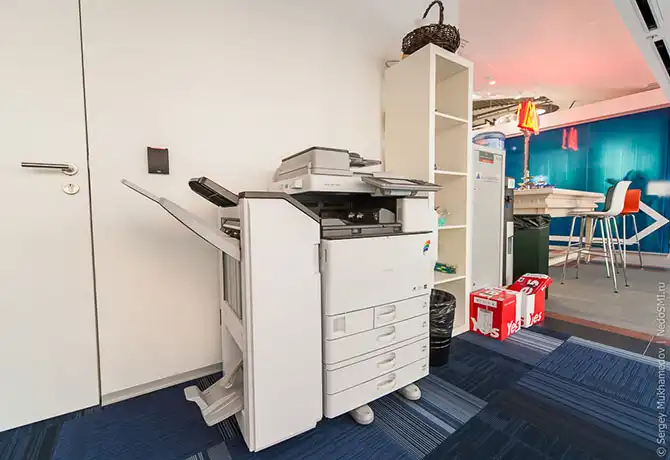 Необычный офис метро-стайл