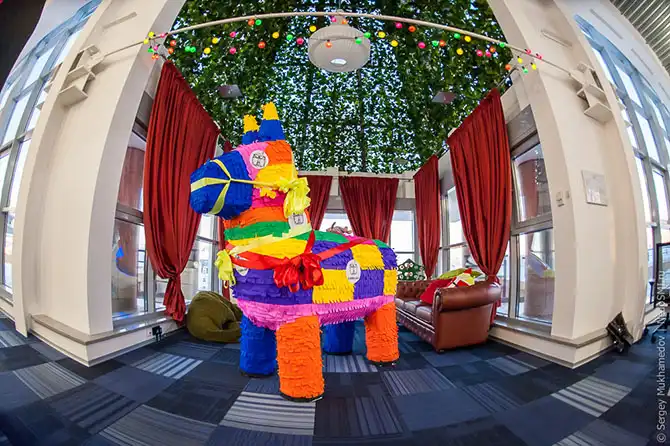 Необычный офис метро-стайл