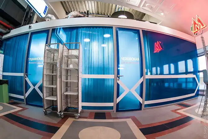 Необычный офис метро-стайл