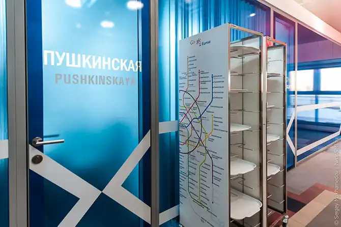 Необычный офис метро-стайл