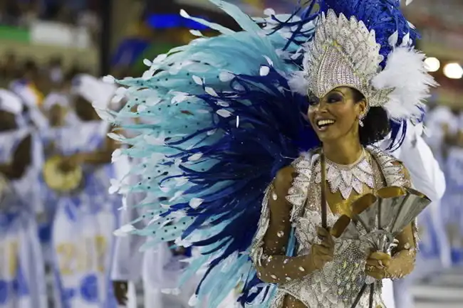 20 самых масштабных фестивалей и карнавалов мира
