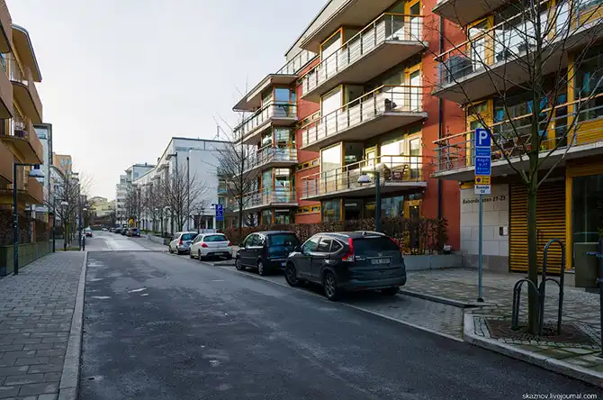 Прогулка по экокварталу, построенному на месте заброшенной промзоны