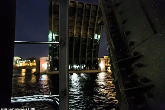 Как устроен Дворцовый мост в Санкт-Петербурге