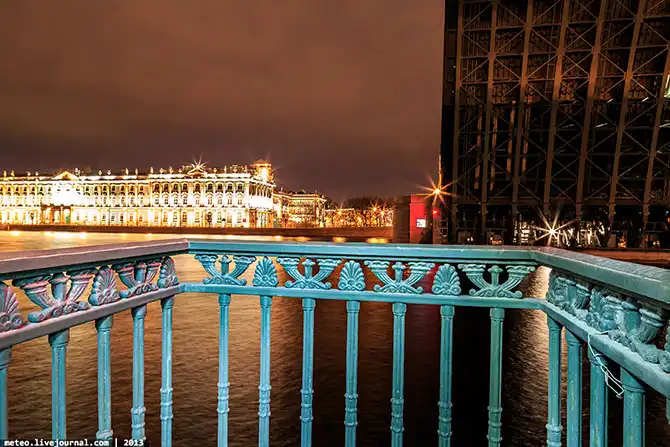 Как устроен Дворцовый мост в Санкт-Петербурге