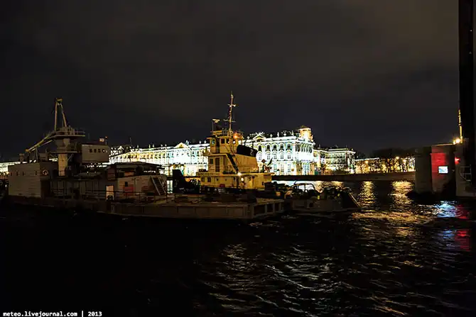 Как устроен Дворцовый мост в Санкт-Петербурге