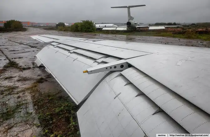 Самолеты на хранении