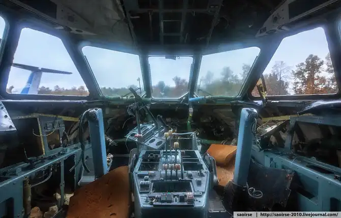 Самолеты на хранении