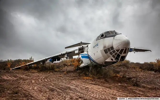 Самолеты на хранении