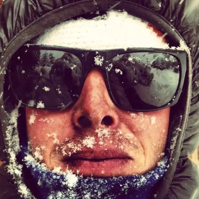 Джастин Райтер - сноубордист, который прожил последний год в машине