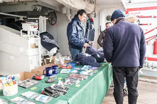 Парусник Крузенштерн в Сочи