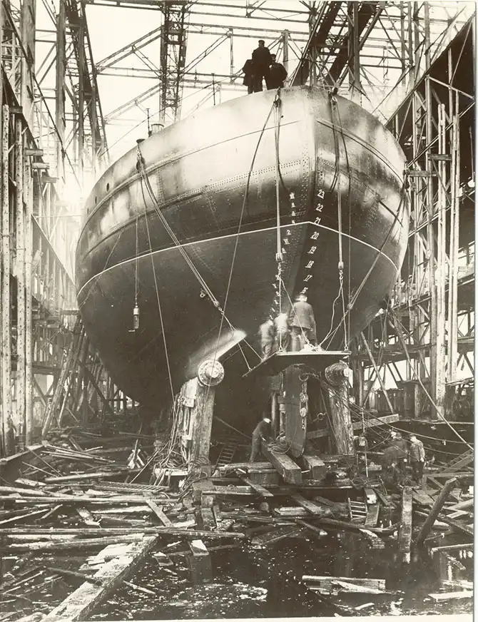 Морской корабли разных лет