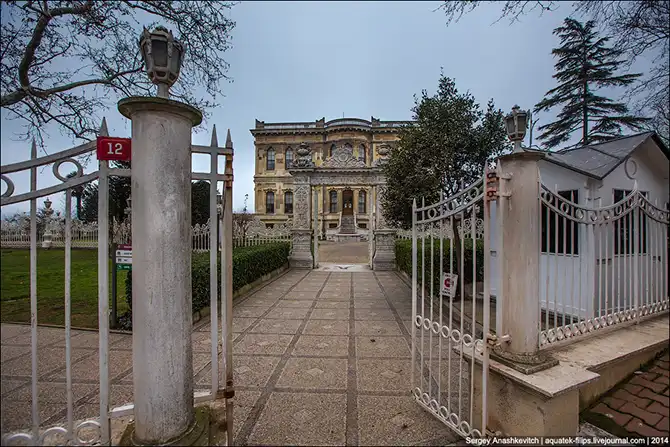 Экскурсия по вилле султана на берегу Босфора