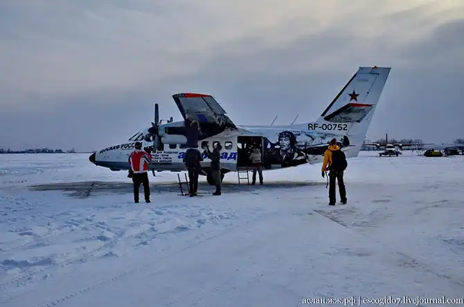 Как парашютисты совершают прыжки