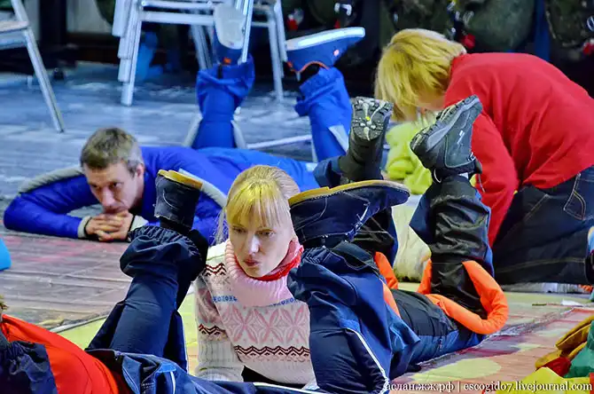 Как парашютисты совершают прыжки