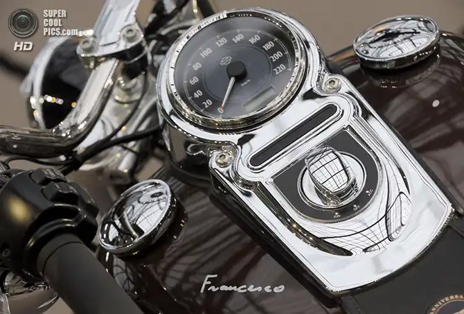 Выставка ретро-автомобилей в Гран-Пале