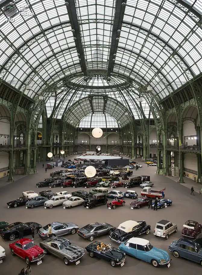 Выставка ретро-автомобилей в Гран-Пале