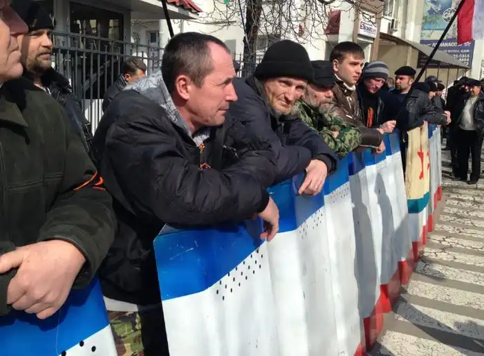 Репортаж из Крыма: чего хотят, и чем недовольны жители Крыма