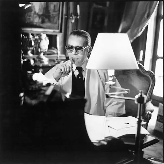 Знаменитые мужчины до 10 утра