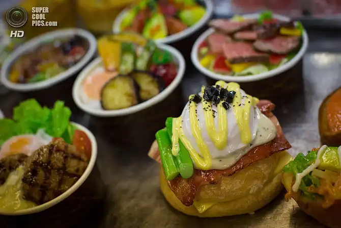 Как выглядят блюда с витрин