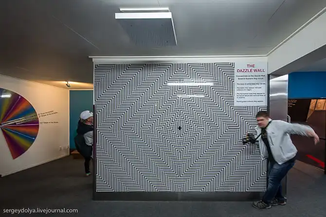 Экскурсия в новозеландский город иллюзий Puzzling World