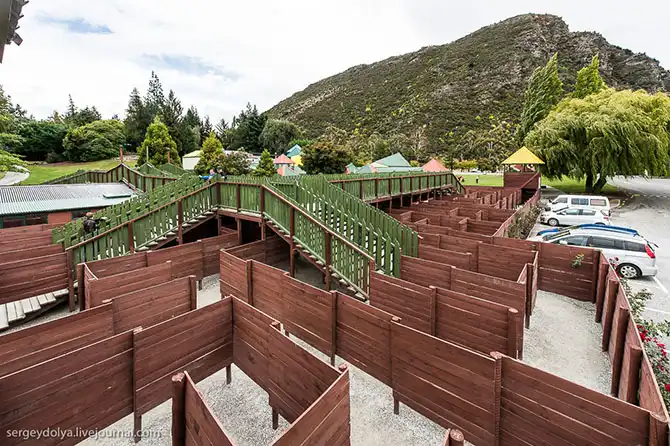 Экскурсия в новозеландский город иллюзий Puzzling World