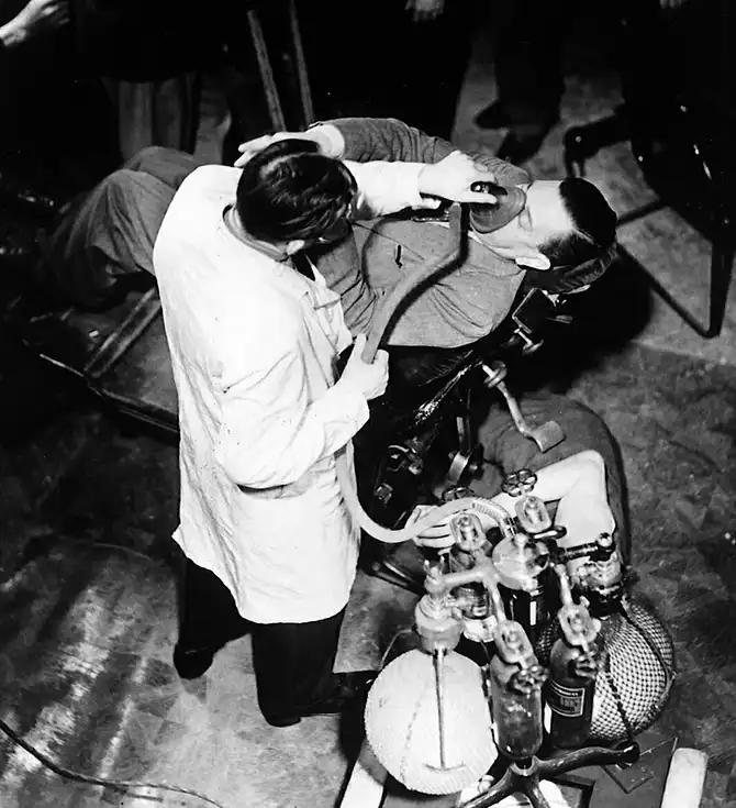 Стоматологи на экране