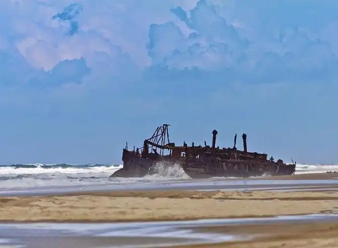 12 самых знаменитых кораблекрушений, которые можно увидеть