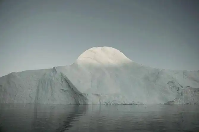 Величественное путешествие айсбергов