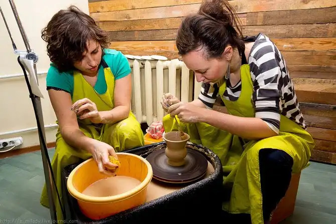 Как сделать вазу на гончарном круге