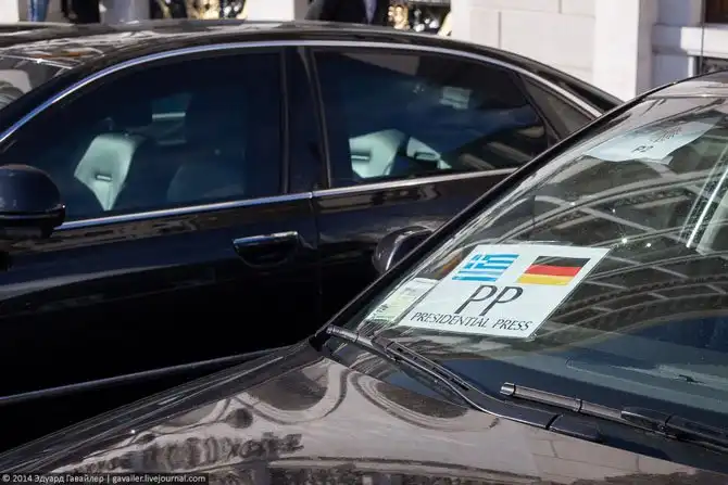 Прогулка по улицам Афин