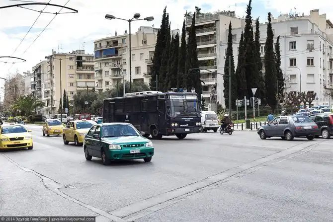 Прогулка по улицам Афин