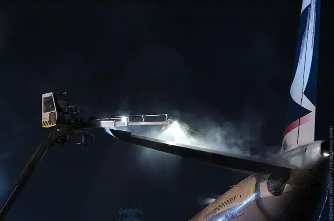 Как обслуживают взлетно-посадочную полосу