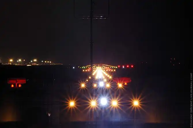 Как обслуживают взлетно-посадочную полосу