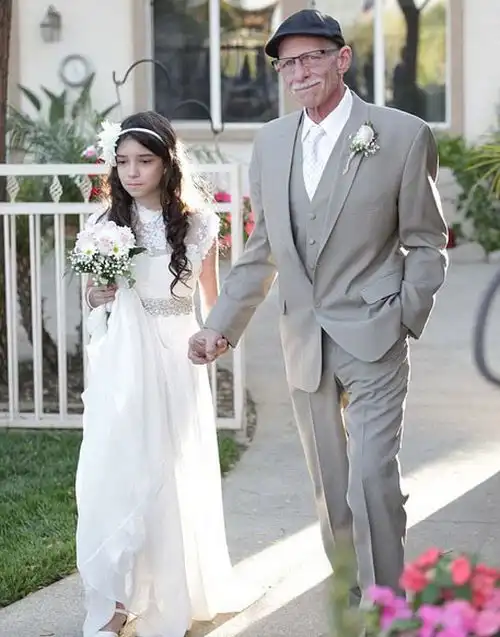 Трогательная история "свадьбы" 11-летней девочки