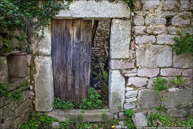 Королевство мертвых стен