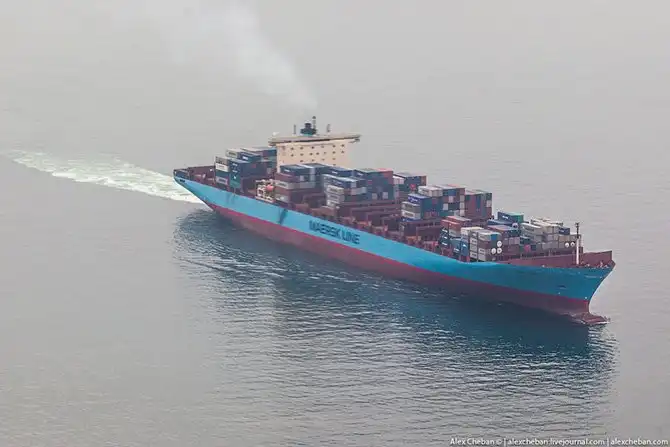 Полет над островом Гонконг