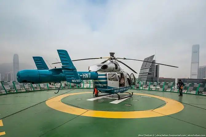 Полет над островом Гонконг