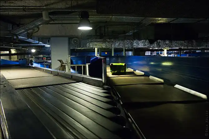 Как сортируют багаж в аэропорту Домодедово