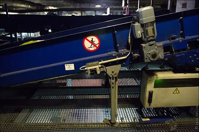 Как сортируют багаж в аэропорту Домодедово