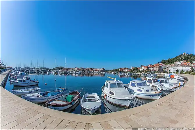 Прогулка по типичному балканскому городку
