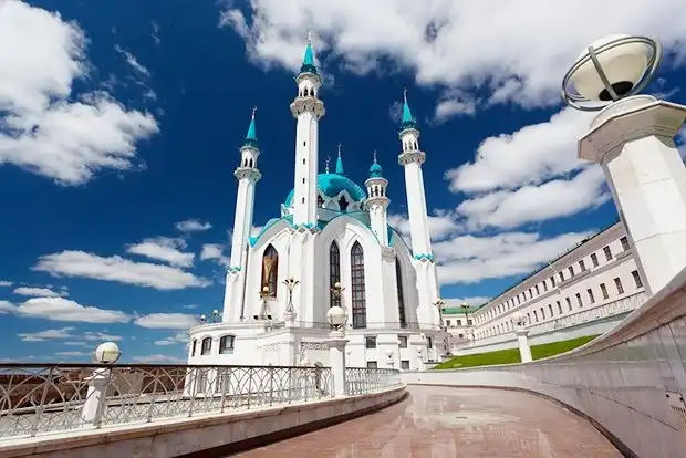 10 популярных российских городов для отдыха всей семьей