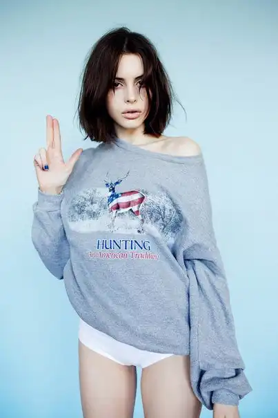 С цветными волосами